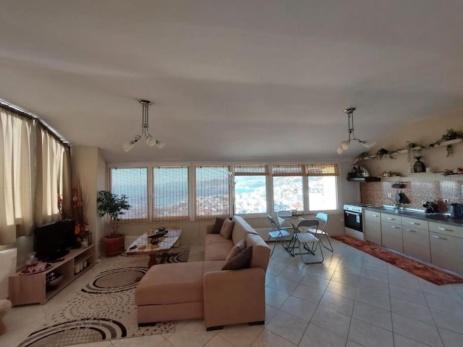 View Of The Whole City Studio Kavala Exterior foto